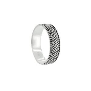 Anillo de plata diseño tribal